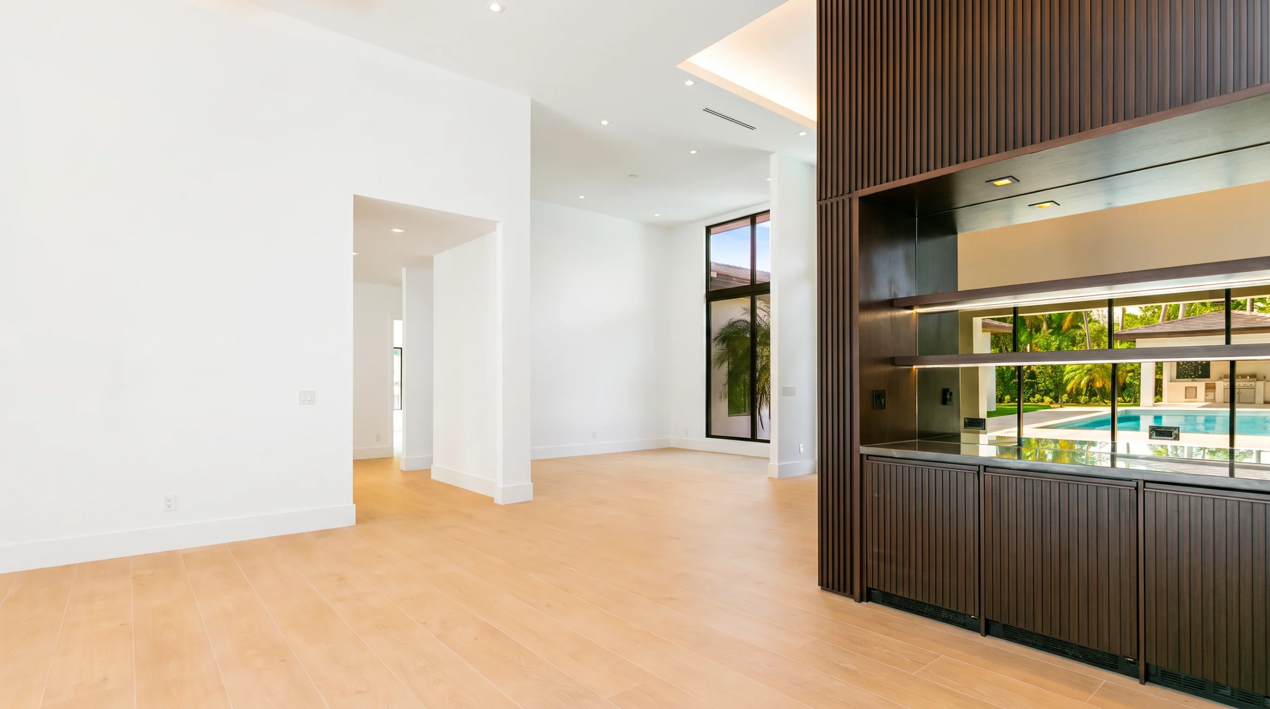 Pinecrest Transitional Modern Residence