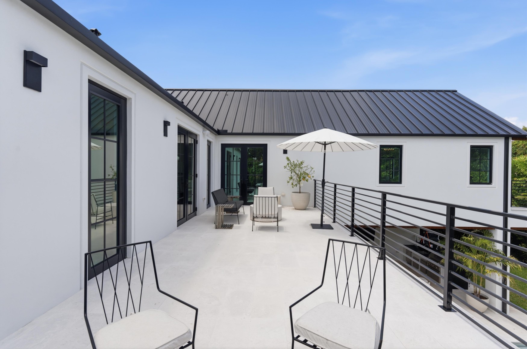 Ponce Davis Modern Farmhouse